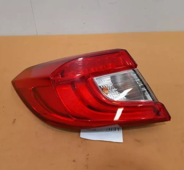 18-19 HONDA ACCORD TURBO OEM DRIVER LEFT QUARTER MOUNTED TAIL LIGHT LAMP