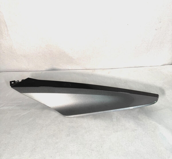 2023 2024 Cadillac Lyriq Driver Quarter Mounted Trim Molding 87848852 OEM