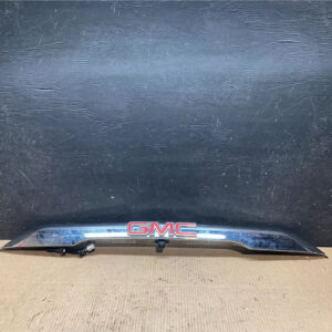 2017-2019 GMC Acadia Chrome Tailgate Rear Finish Molding Backup W Camera i3510