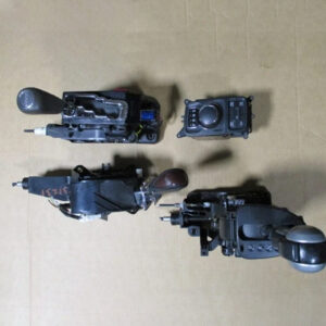 2023 Toyota Sequoia Floor Shift Assembly OEM 9K Miles - LKQ378969222